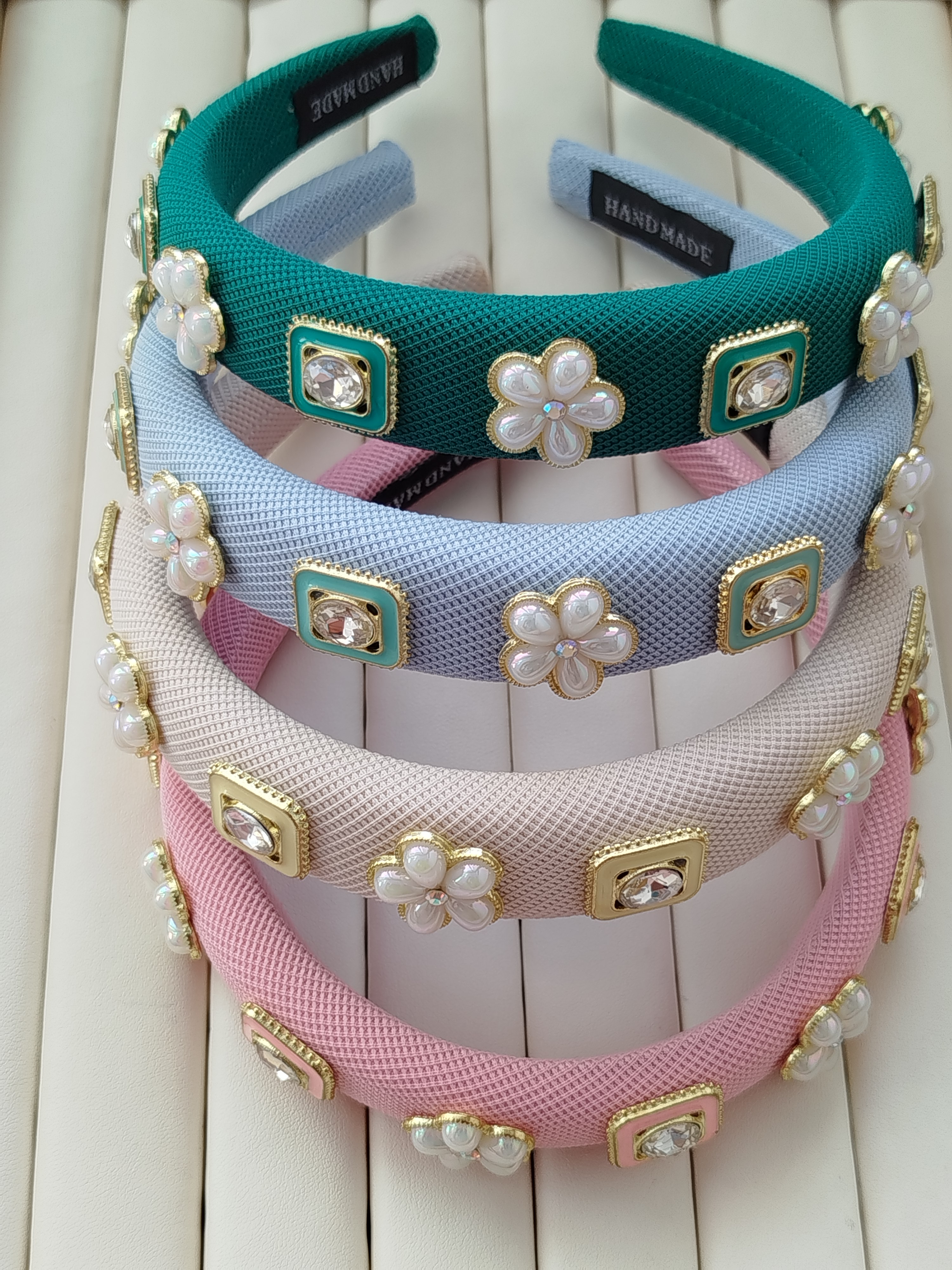 تل خارجی پیکسل دار 3 بعدی کد 4