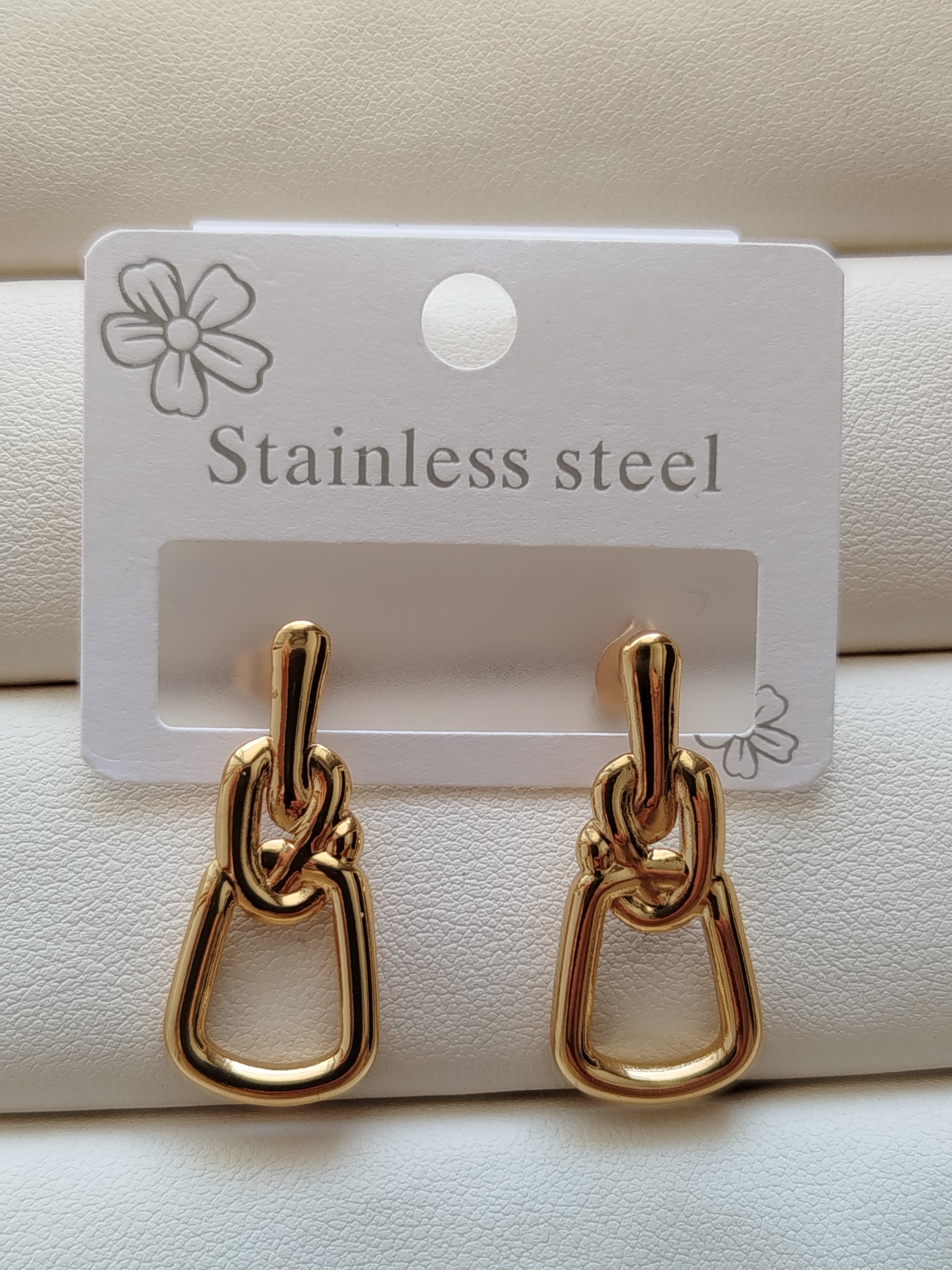 گوشواره میخی طرح ویولون کد 69