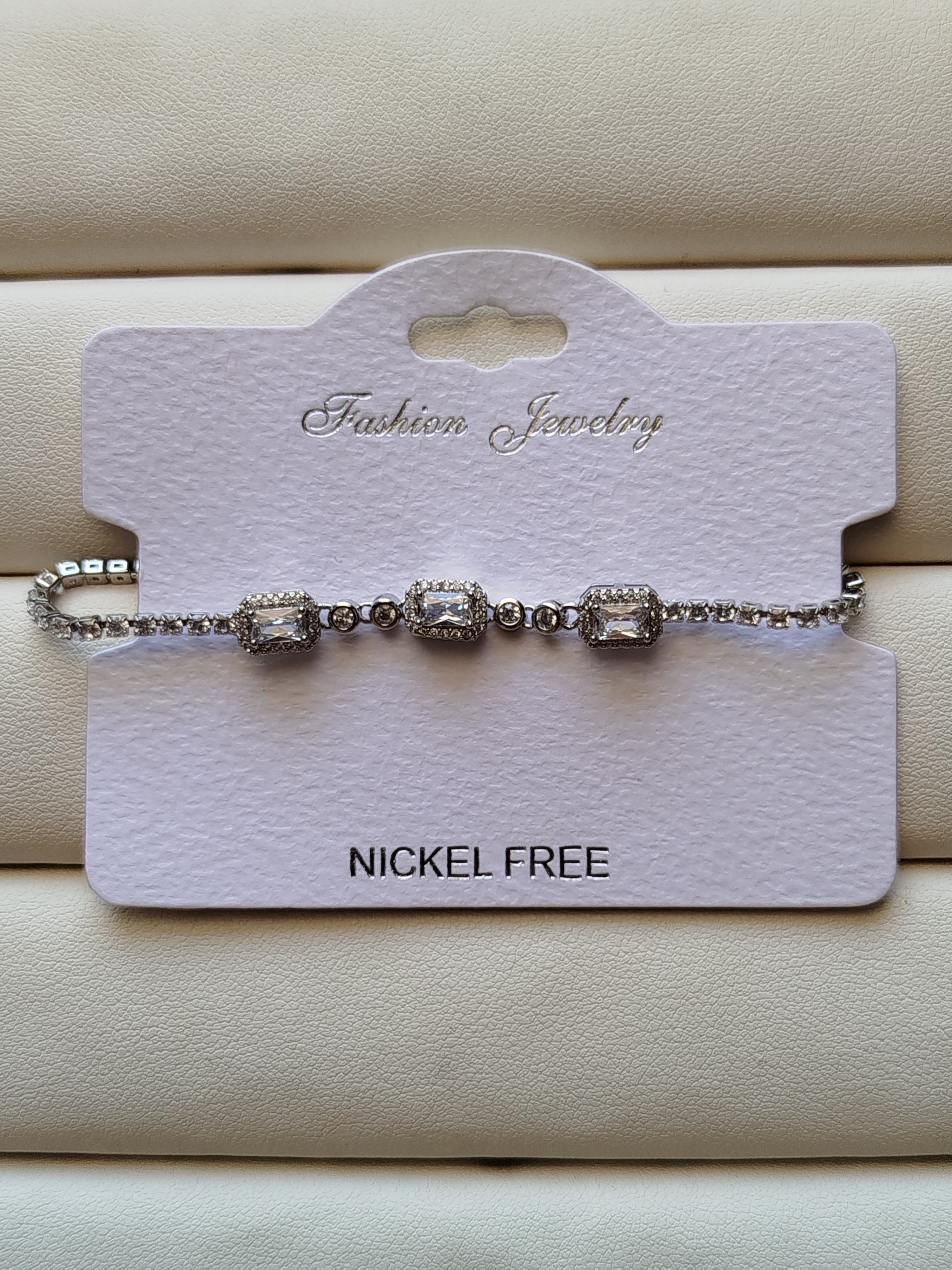 دستبند نگین مستطیلی رنگ ثابت اعلا کد 41