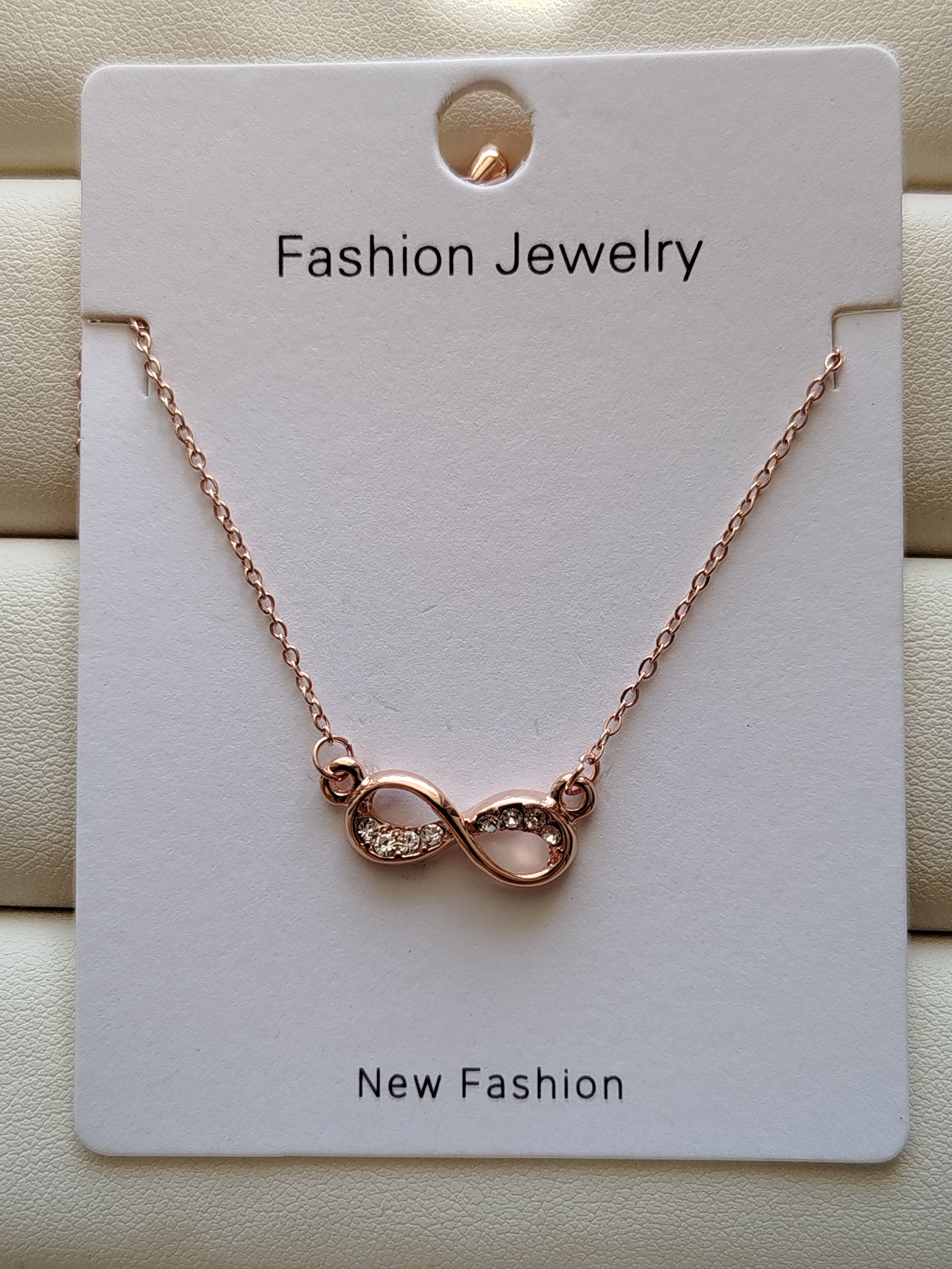 گردنبند نگین دار رنگ ثابت طرح بینهایت کد 54