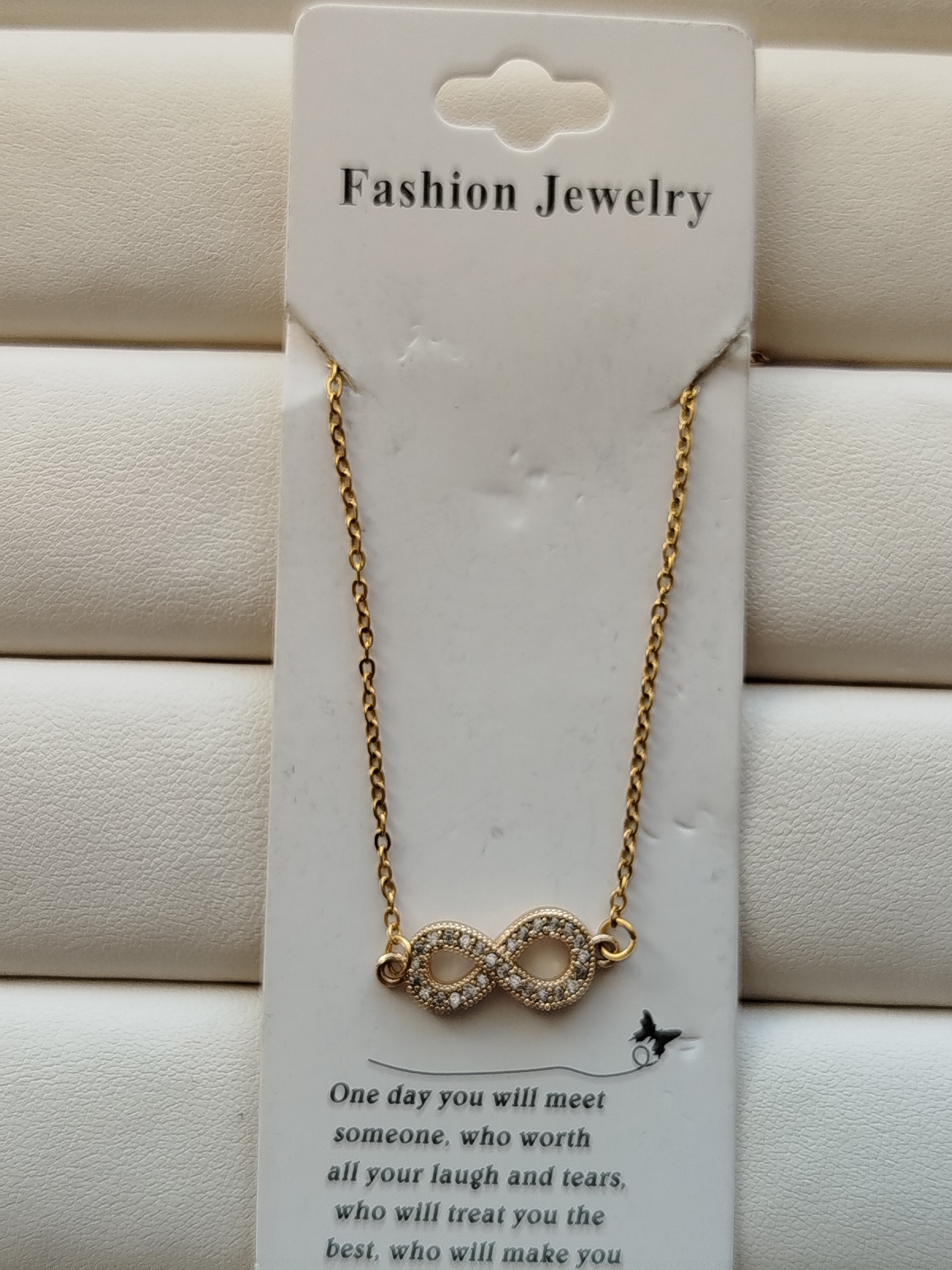 گردنبند نگین دار طرح بینهایت  طلایی کد 62