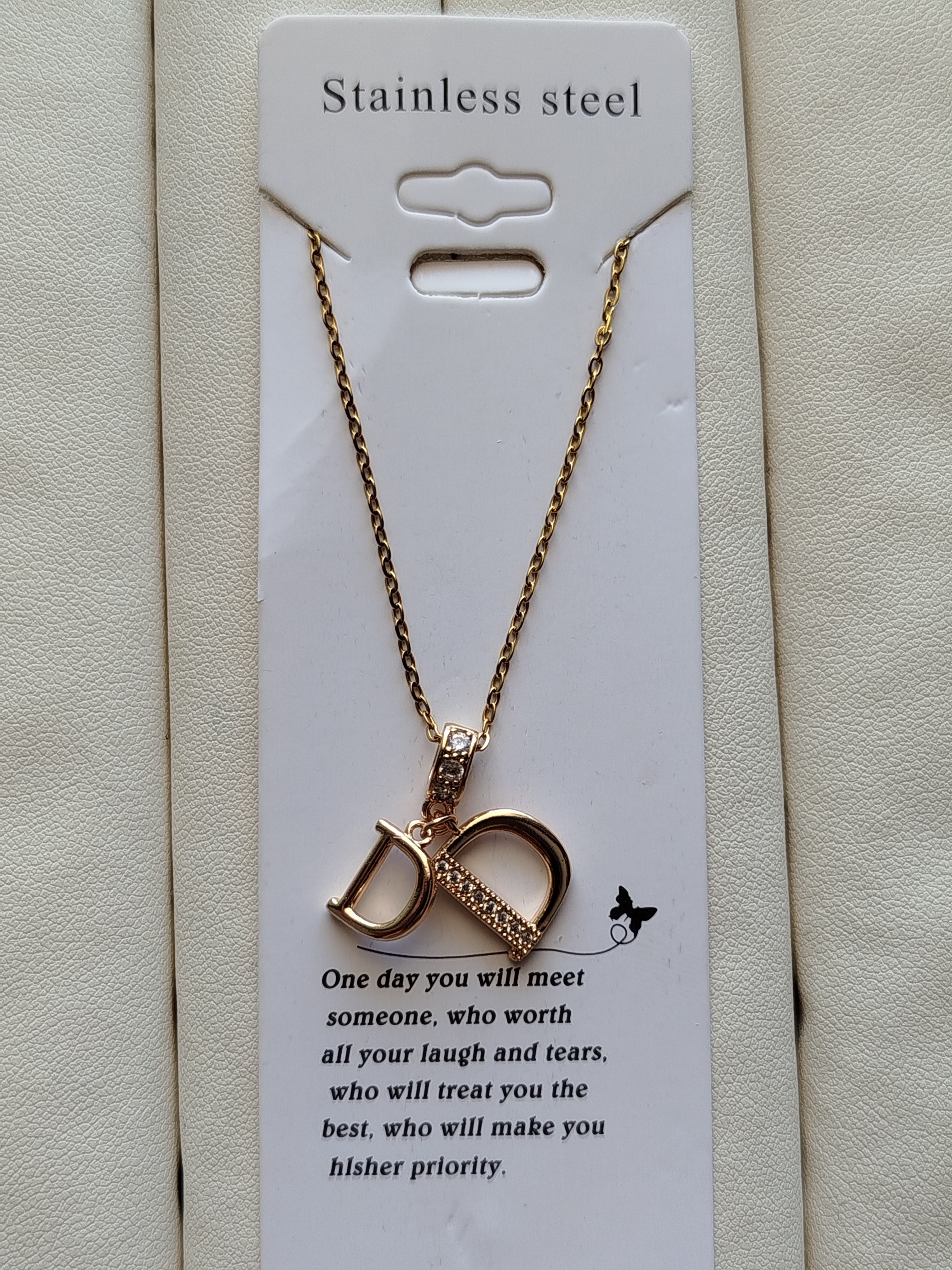 گردنبند نگین دار حروف کد 63