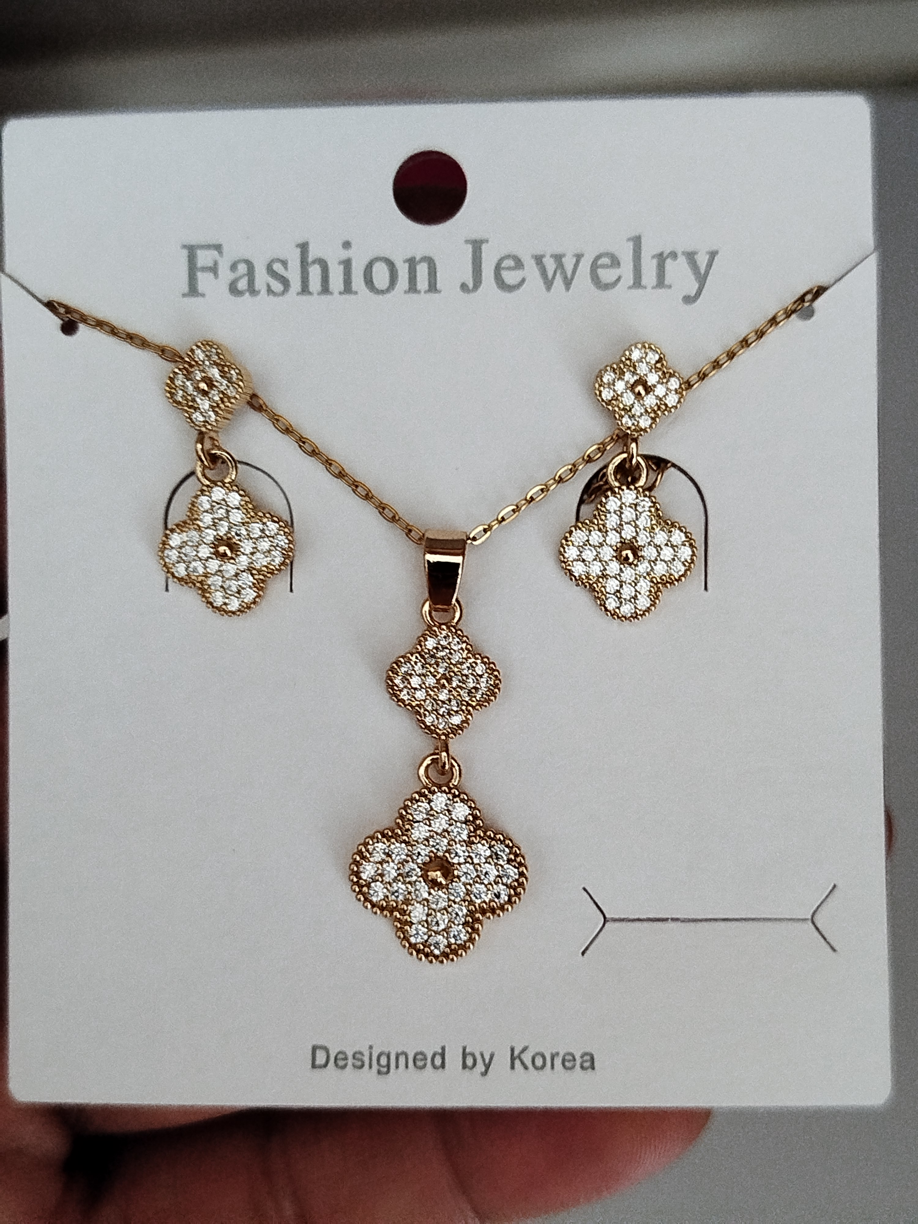 نیم ست نگین دار ونکلیف  آویز کد 8